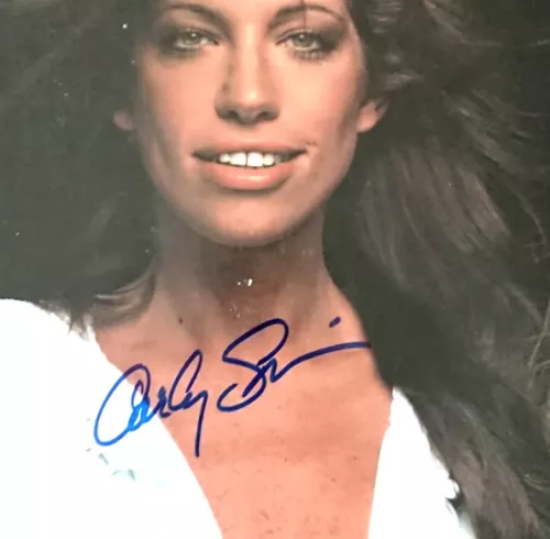 Carly Simon Autographed ‘The Best Of Carly Simon’ Album Cover