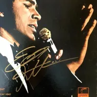 Engelbert Humperdinck Autographed ‘We made It Happen’ Record Album