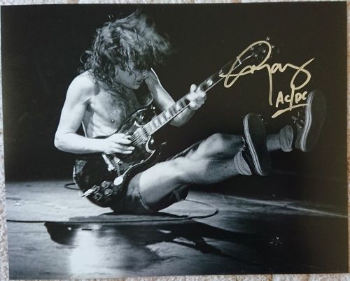 Angus McKinnon Young - ACDC Autograph
